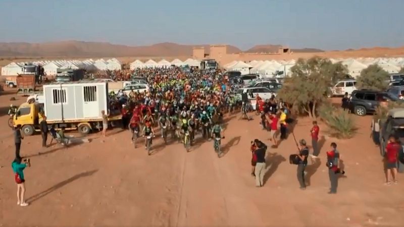 Jornada de luto en la Titan Desert tras la muerte del español Fernando Civera