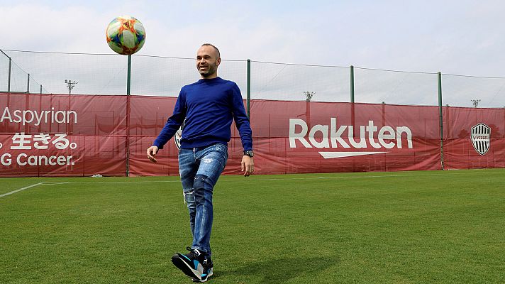 Telediario 1 - Iniesta valora la "competitividad y exigencia" de la liga japonesa