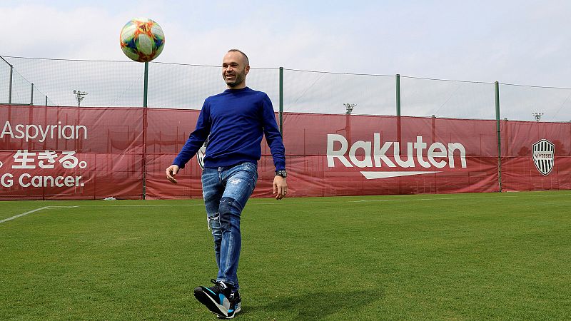 Fútbol | Iniesta valora la "exigencia" de la liga japonesa - RTVE.es | Ver