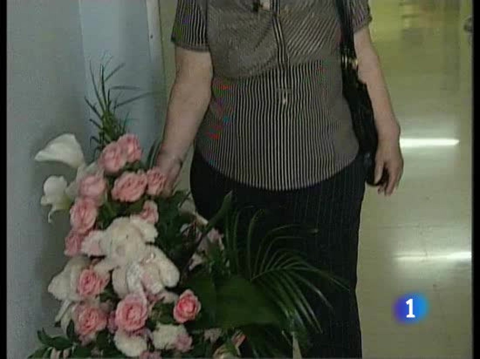 Una mujer de Lobres, en Granada, se queda embarazada de trillizas de forma natural | Ver