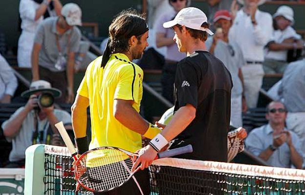  - González despide a Murray de París