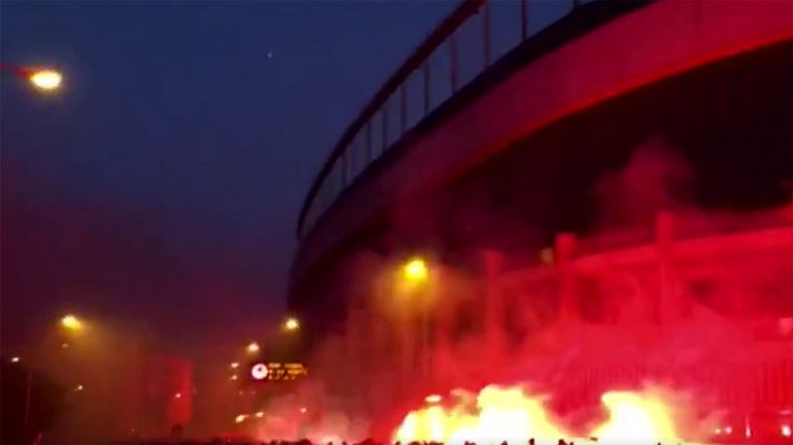 Telediario 1 - Aficionados del Atlético se despiden del Vicente Calderón