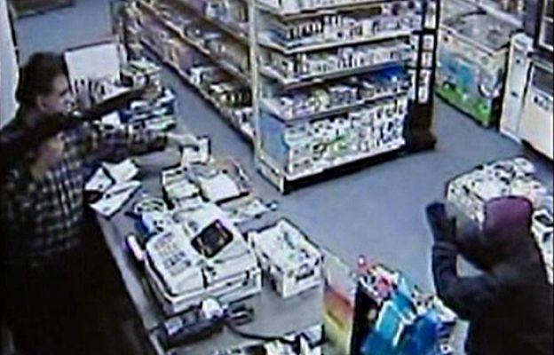  - Roba por hambre y es perdonado