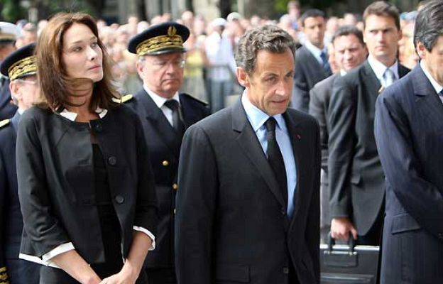  - Sarkozy llega al acto ecuménico