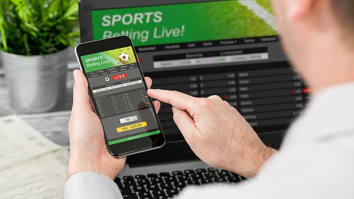 Telediario 1 - La OCU pide que se prohíba la publicidad del juego