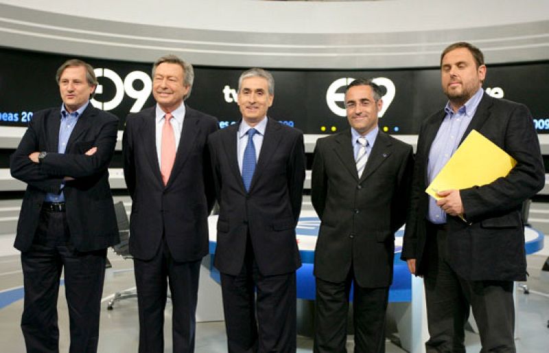 Llegan los candidatos que van a participar en el debate a los Estudios Buñuel de TVE | Ver