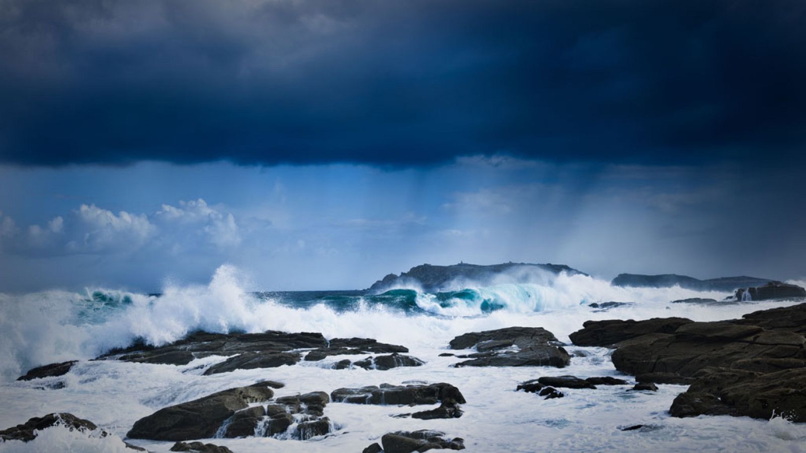 Precipitaciones persistentes en el oeste de Galicia y norte de Extremadura - Ver ahora