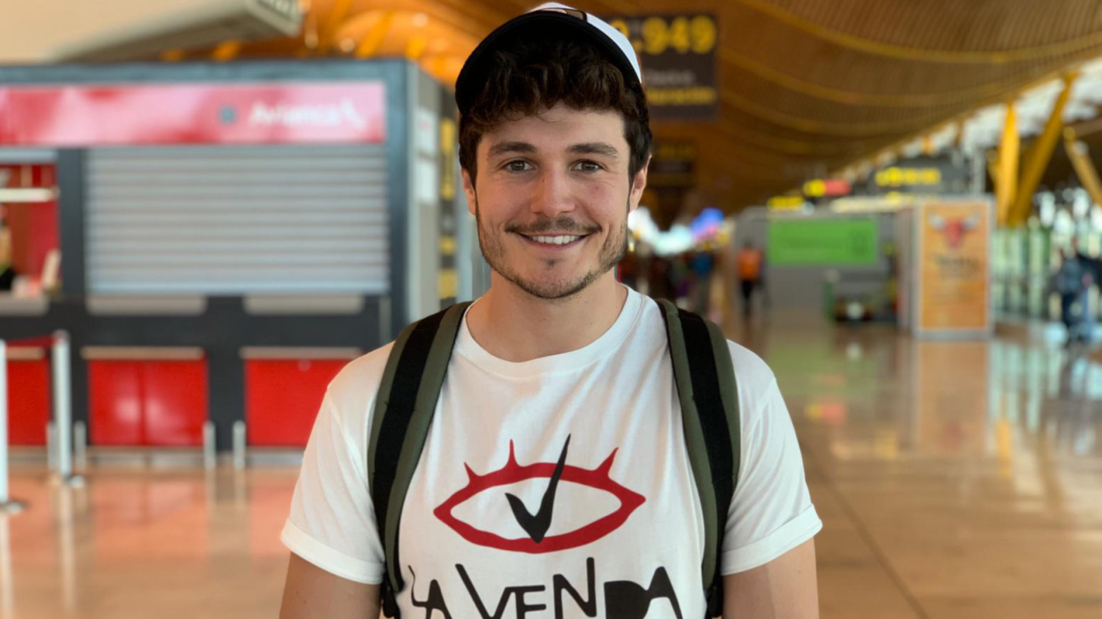 Eurovisión 2019 - Miki en el aeropuerto de Madrid antes de salir hacia Israel | Ver