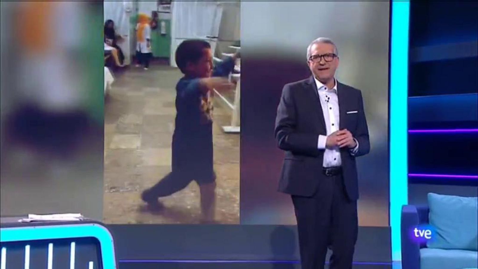 'Ara i Aquí' se centra en els diners i la felicitat. Carlos Fuentes s'endinsa en el tema amb l'ajuda d'especialistes, tertulians i diferents testimonis.