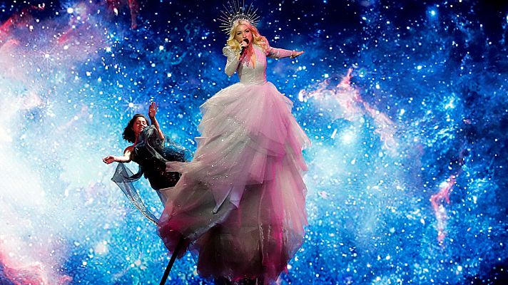 Eurovisión - Australia: Kate Miller-Heidke canta "Zero gravity"