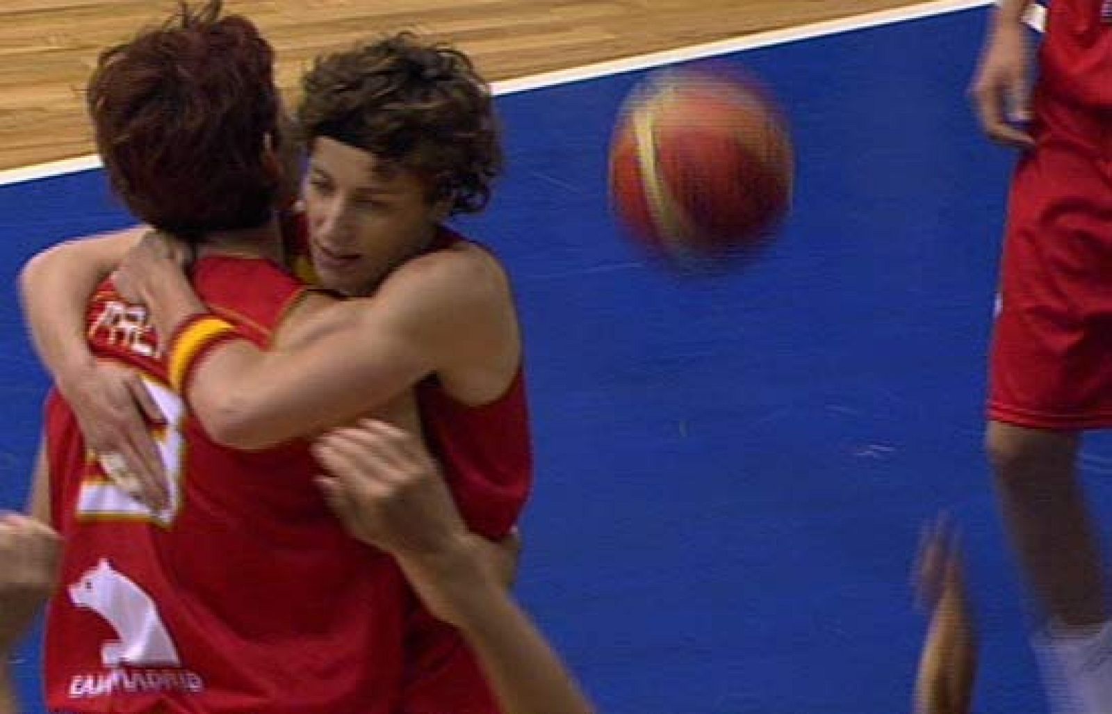 Las españolas debutan con victoria - Baloncesto en RTVE | Ver