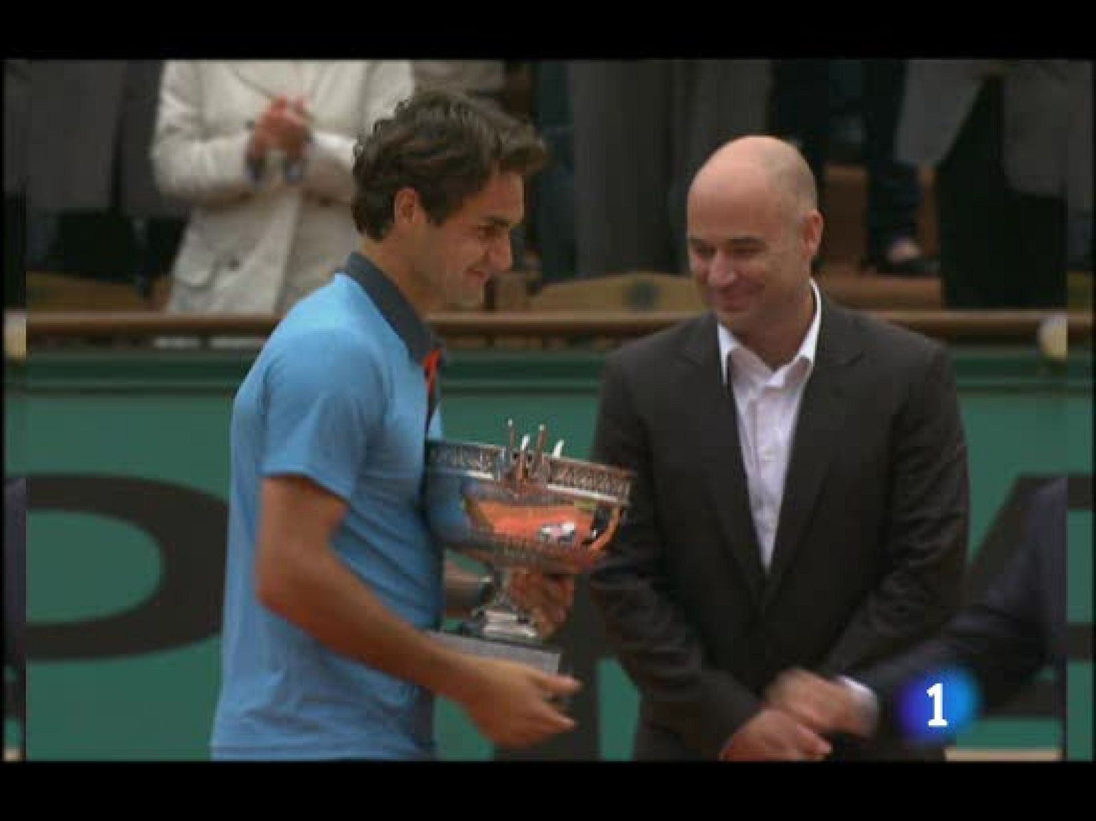 Federer, nuevo rey de París | Ver