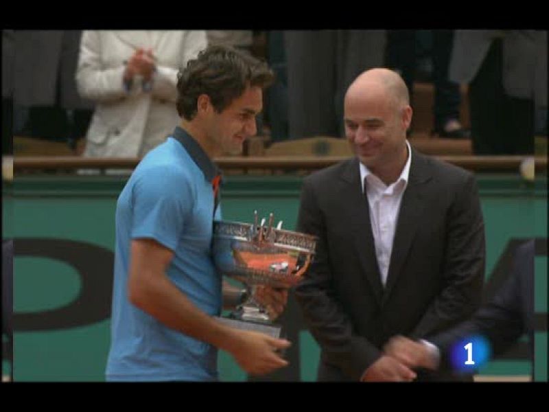 Federer, nuevo rey de París