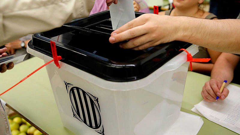 La Fiscalía pide procesar por organización criminal a 28 de los imputados por los preparativos del 1-O