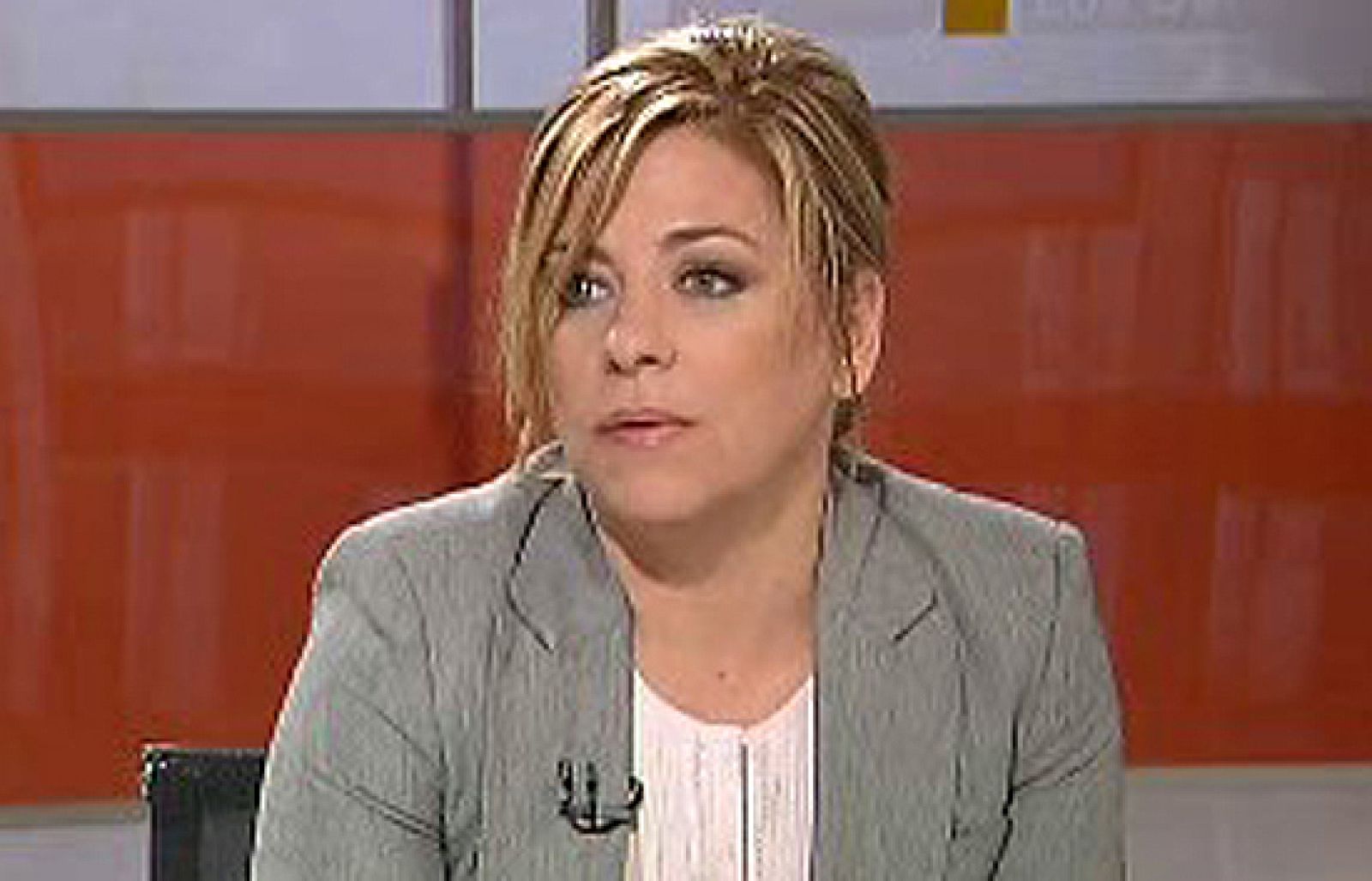 Elena Valenciano reconoce la victoria del PP