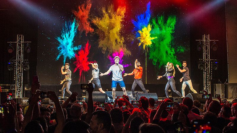 Eurovisin 2019 - Concierto completo de Miki en el Euroclub