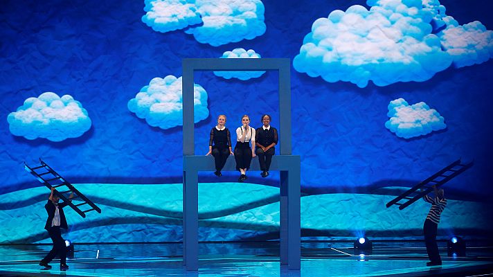 Eurovisión - Dinamarca: Leonora canta "Love is forever"