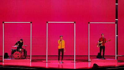 Repblica Checa: Lake Malawi canta "Friend of a friend"