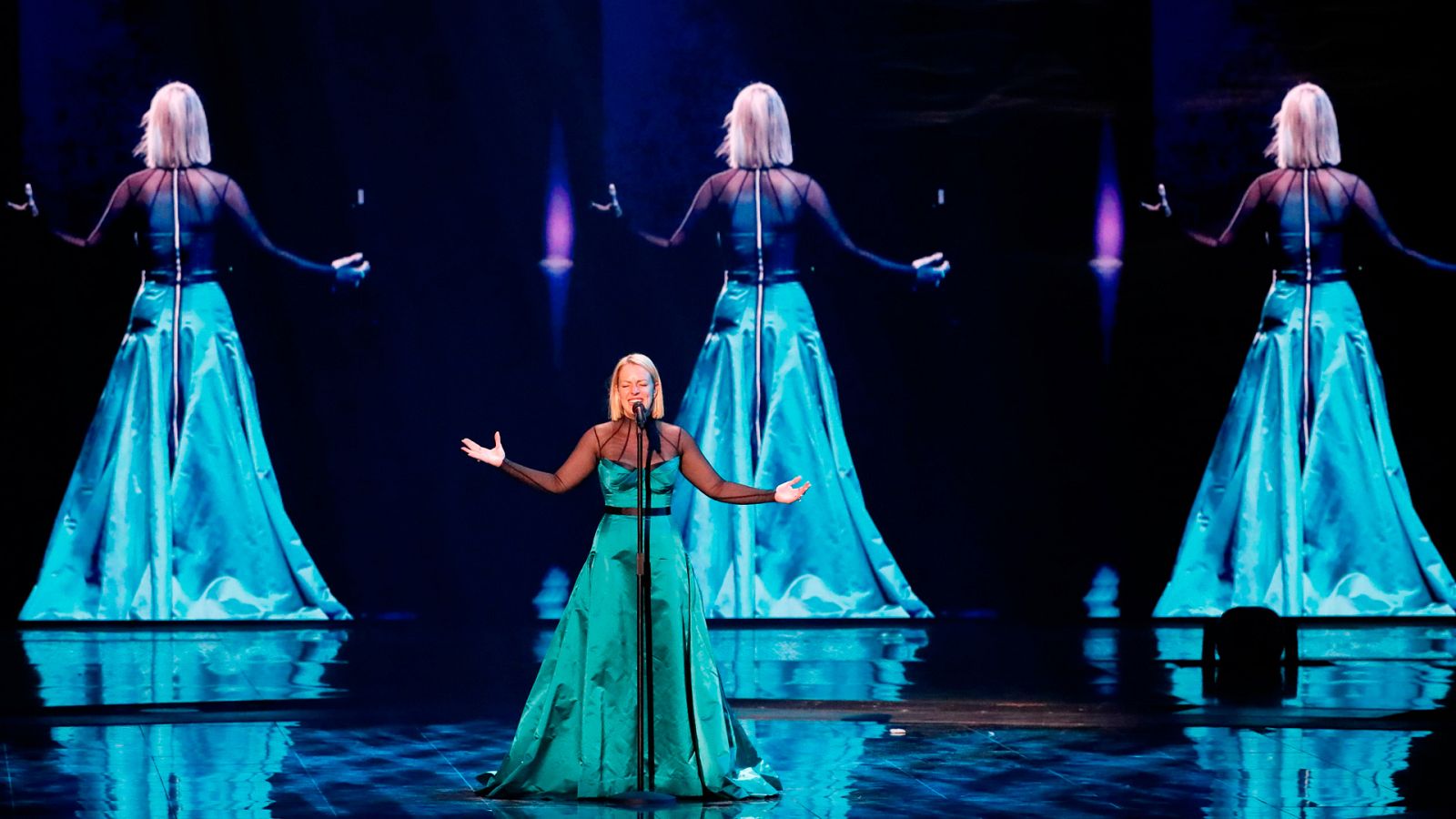 Eurovisión 2019 - Macedonia: Tamara Todevska canta "Proud" en la final