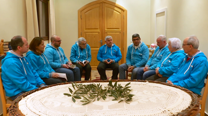 Pueblo de Dios - Siria: azul sobre negro