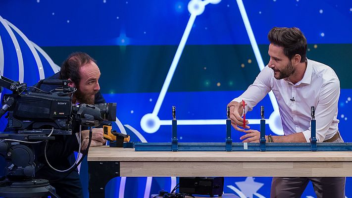 Órbita Laika - Física con Javier Santaolalla - Juego de lentes