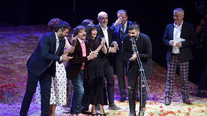 Telediario 1 - 'La ternura' triunfa en los premios Max 2019