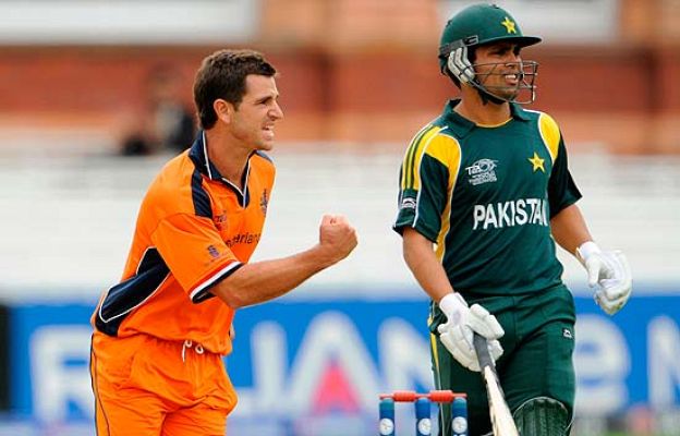  - 'Expedientes X' en el cricket...