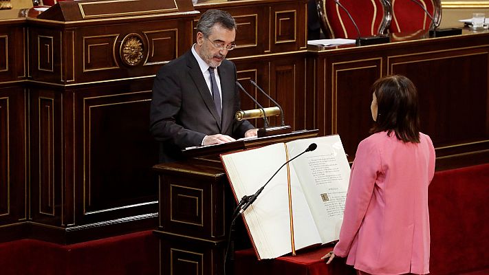  - Manuel Cruz propone "mirar hacia el futuro" como presidente del Senado