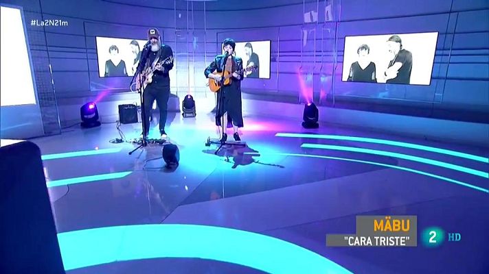 La 2 Noticias - Mäbu interpretan "Los Amantes"