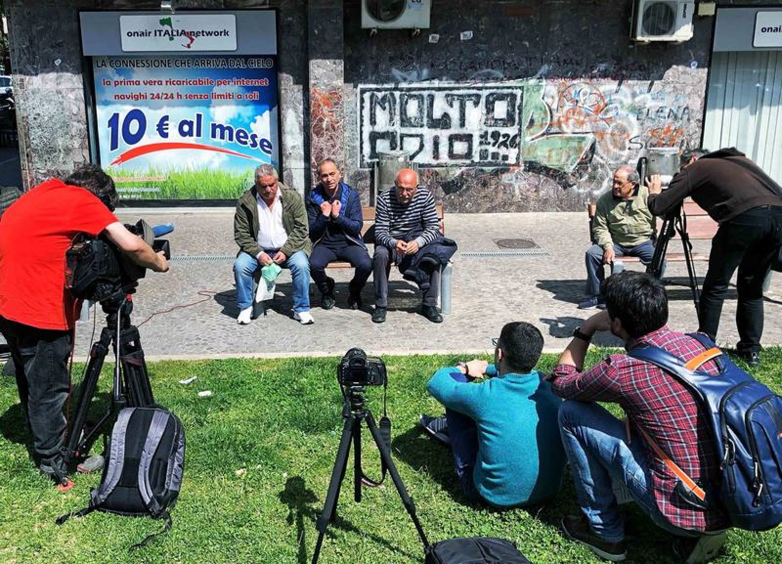 En portada - Addio, dolce vita - En portada | Ver