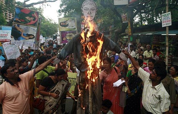  - Ataques a indios en Australia