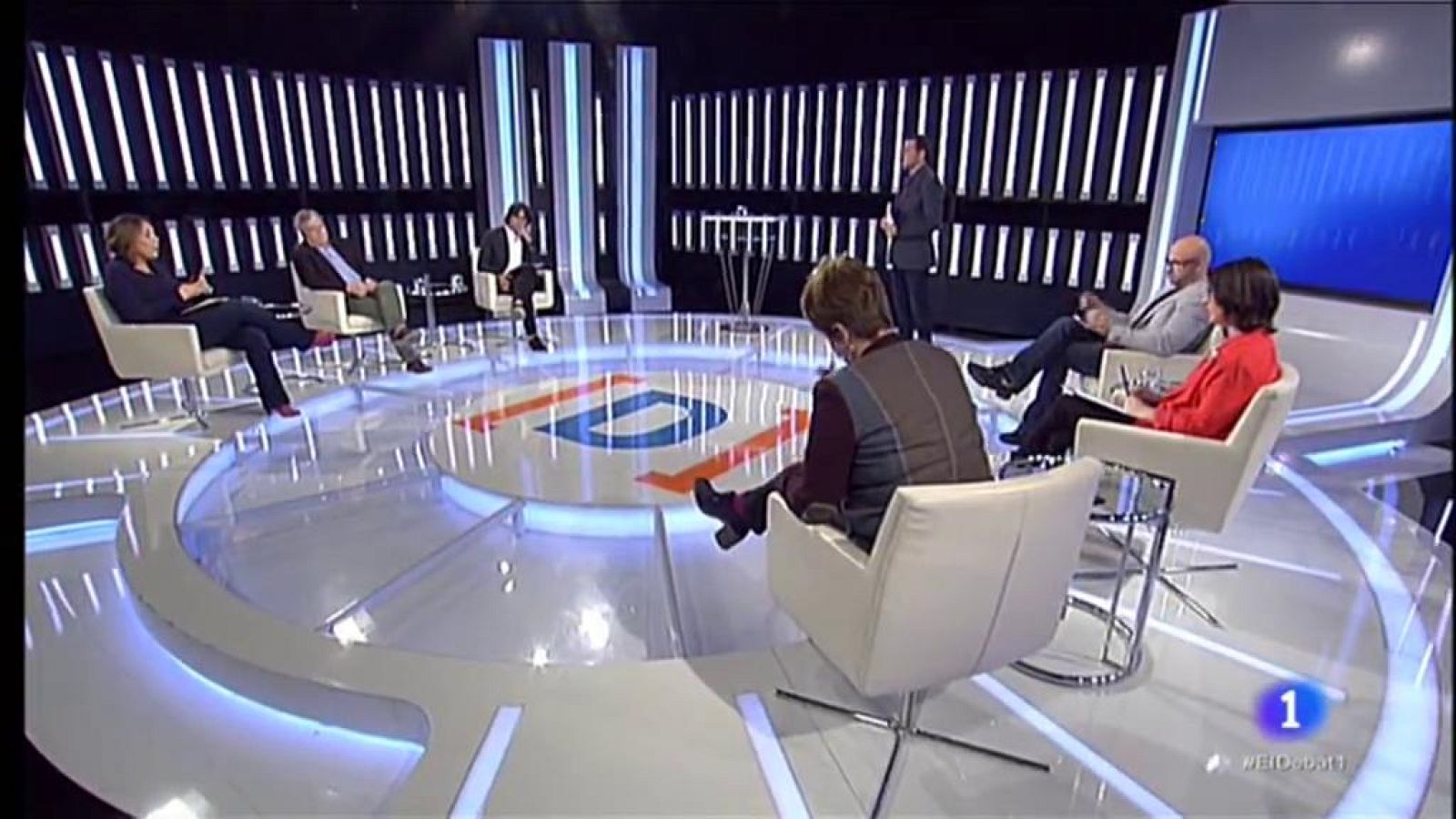 Vídeo de  El Debat de La 1 amb la constitució del Congrés i del Senat