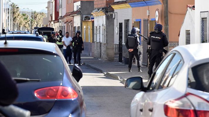 Telediario 1 - La Policía Nacional investiga una agresión sexual a una chica de 14 años en San Fernando de Henares, Madrid