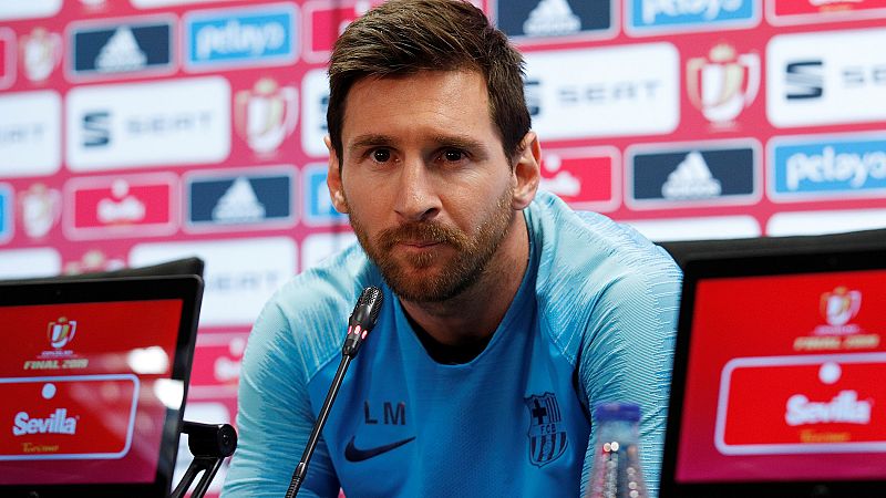 Messi defiende a Valverde