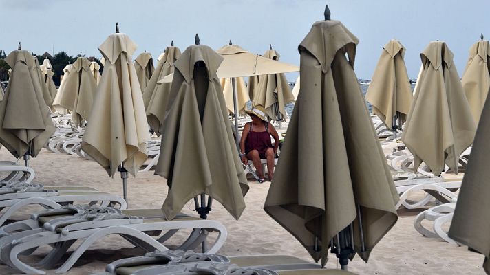 El tiempo - Tiempo estable con cielos poco nubosos o  despejados