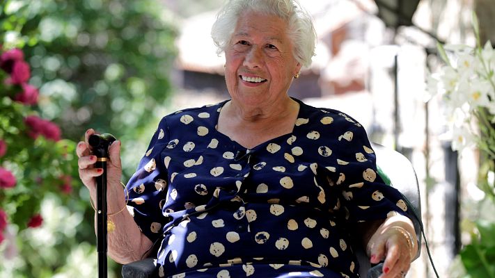 Telediario 1 - La abuela de Patones de Arriba reivindica un aparcamiento