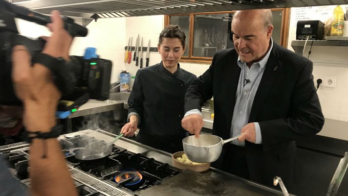 Aquí la Tierra - Antonio Resines y lo que queda de tortilla de patata