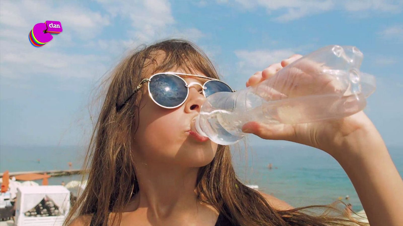 CAMPAÑA 'RECICLAJE' - Playas sin plasticos - El mes de... | Ver