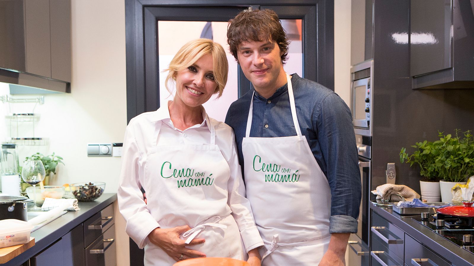 Jordi recuerda su infancia en familia | Ver