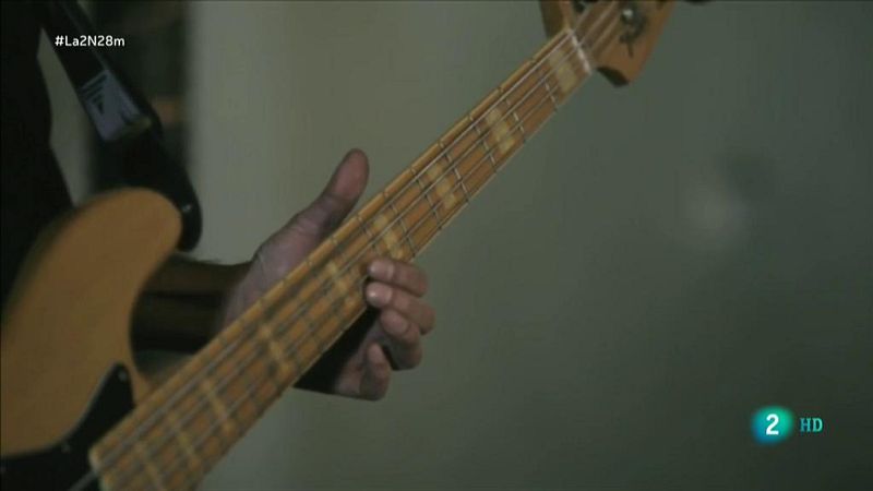 Niño de Elche presenta "Colombiana"