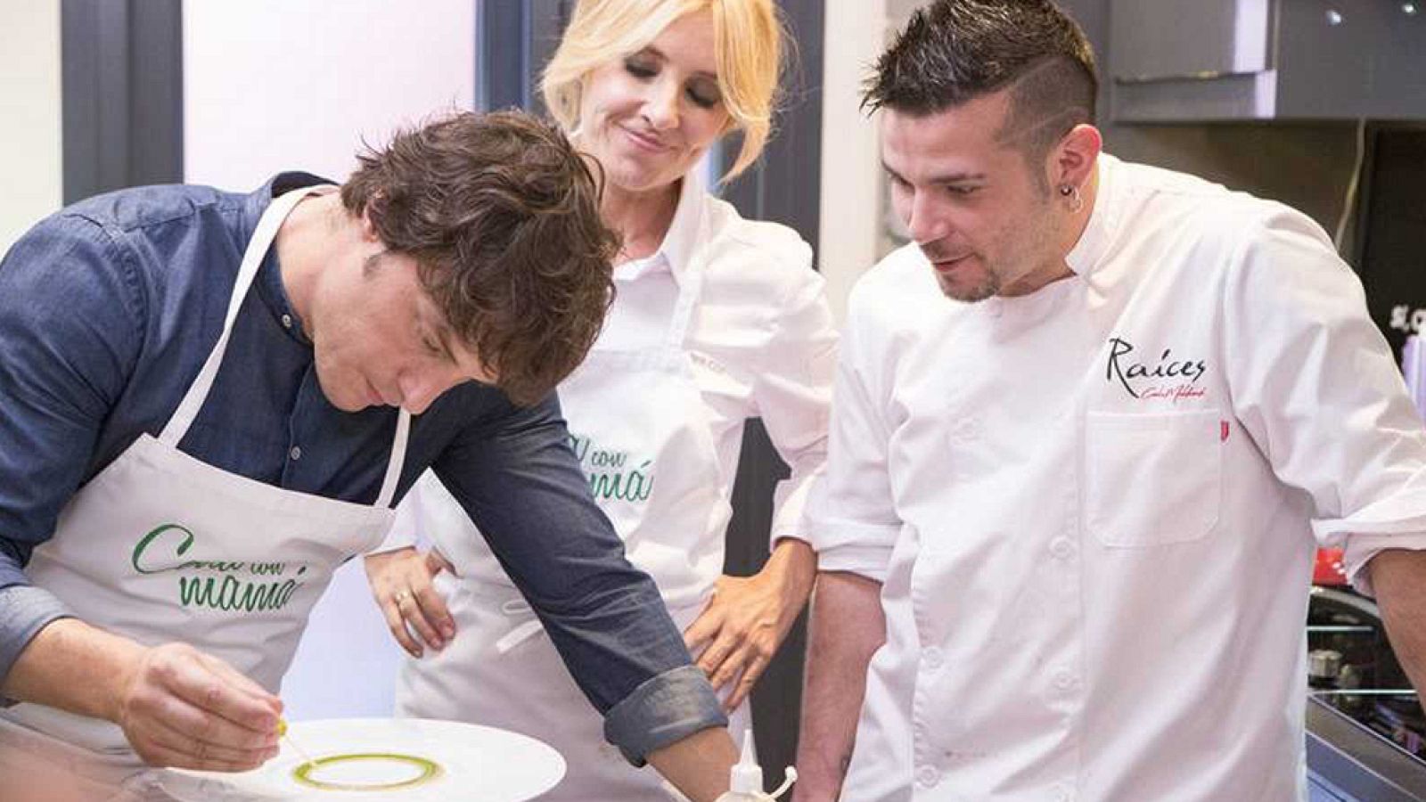 Cena con mamá - Jordi Cruz - ver ahora