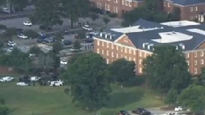  - Un tiroteo en un edificio público en EE.UU. deja al menos 11 muertos