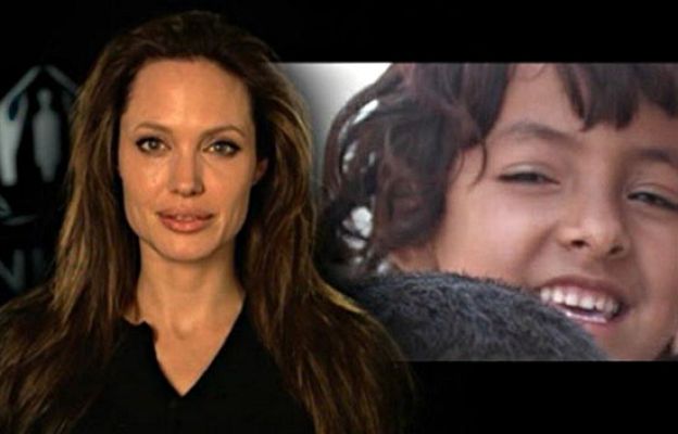  - Angelina Jolie, con los refugiados