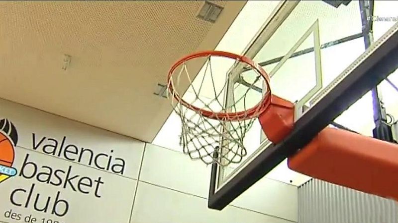 Cámara abierta - L'Alqueria del Basket de Valencia, el canal Unicoos, BrooklynFitBoxing.com y Juanjo Villalba (Vice TV) en 1minutoCOM