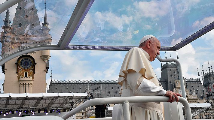 Telediario 1 - El papa viaja a Iasi, en el norte de Rumanía, para bendecir la catedral de Santa María Reina