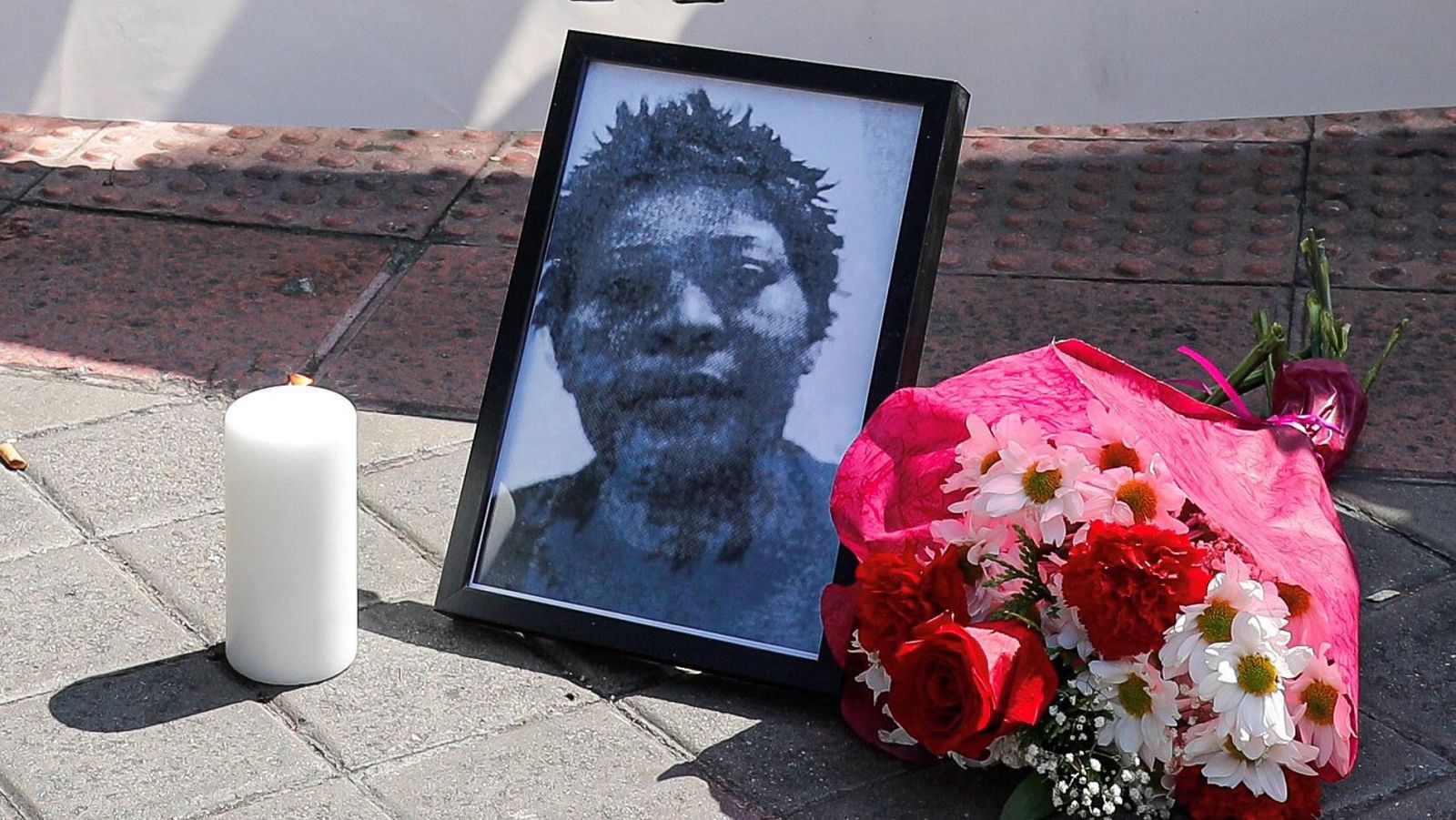 Comienza el juicio por la muerte de una mujer congoleña en un CIE de Madrid hace ocho años