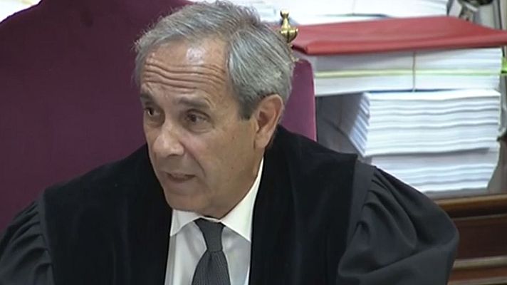 Informativo 24h - La Fiscalía acusa a los líderes independentistas de mantener el 1-O pese a que era "seguro" que habría enfrentamientos