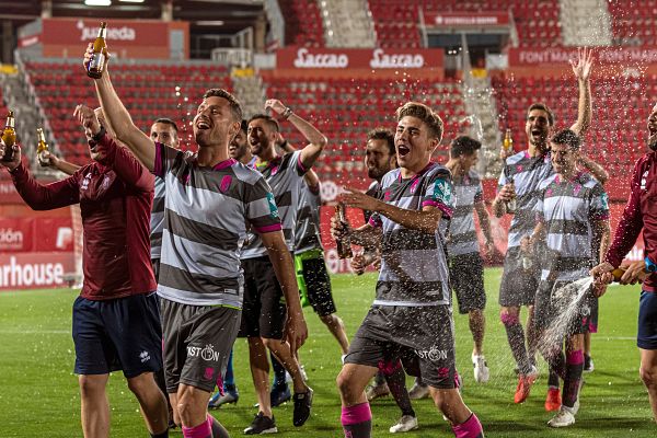 Telediario 1 - El Granada asciende a Primera dos años después