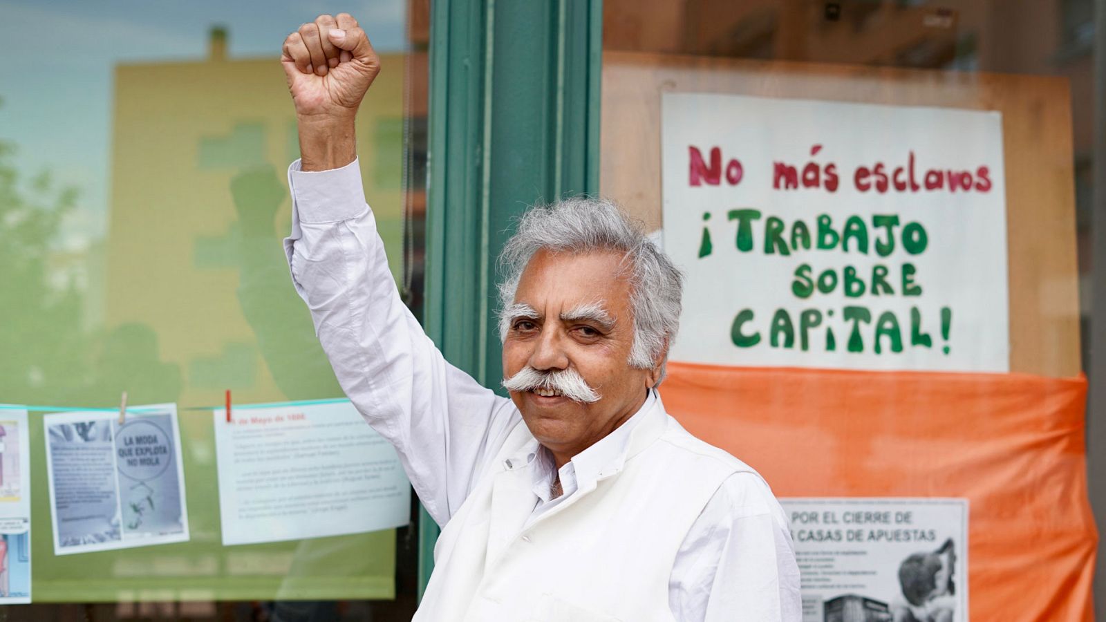 Eshan Ullah Khan: "Cualquier ropa que se compre hecha por una multinacional no está libre de trabajo esclavo"