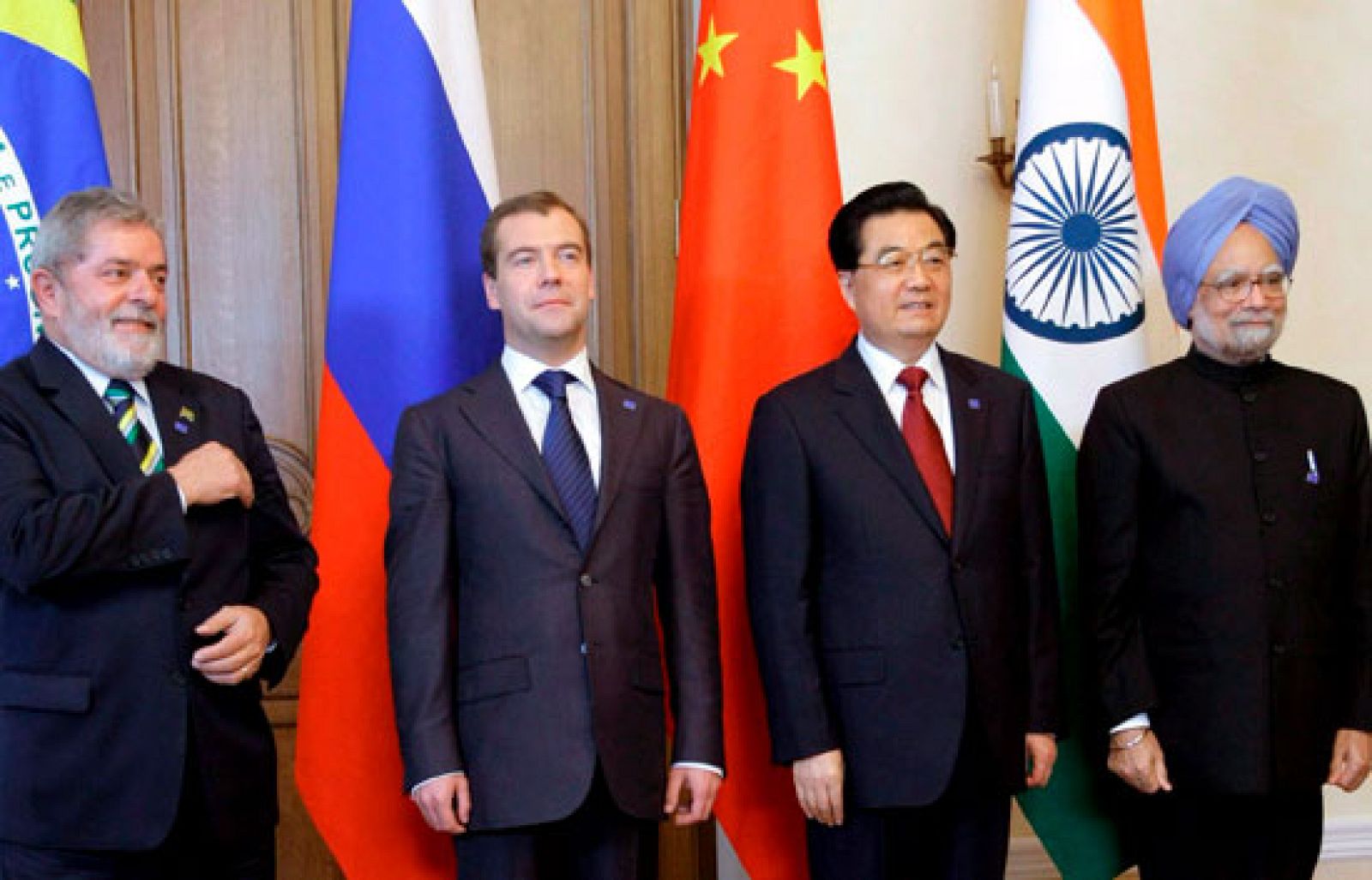 Primera reunión formal del grupo de países emergentes BRIC en Rusia | Ver